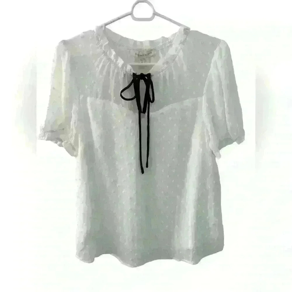 NWT Monteau Los Angeles Keyhole Tie Short Sleeve Swiss Dot Blouse Top. Size M - Picture 3 of 8